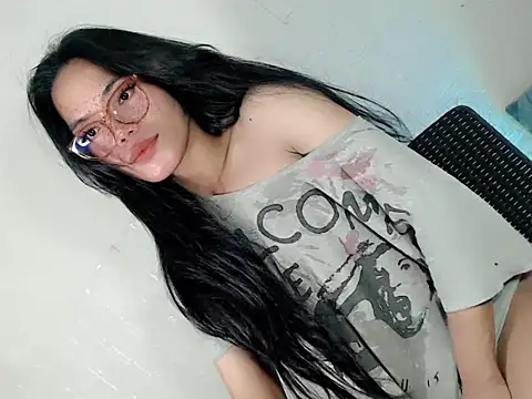 Urhotfucking veronica1 online show from March 5, 7:05 am