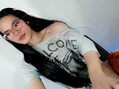 Urhotfucking veronica1 online show from April 4, 5:30 pm