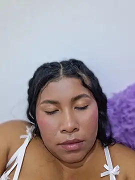 Sweet-Dirty-Storm online show from May 5, 4:26 am