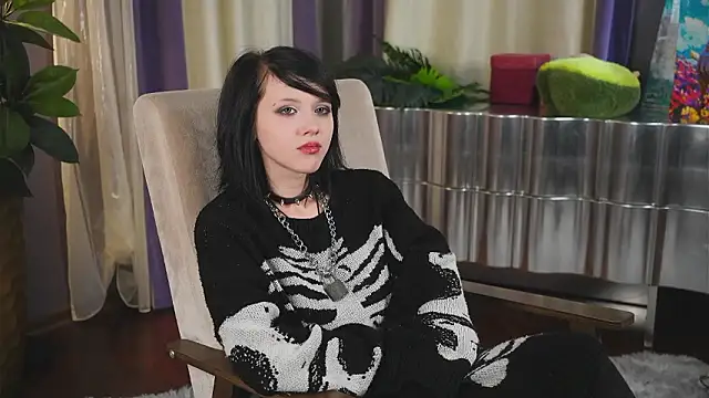 KristalWestall online show from January 17, 1:04 pm