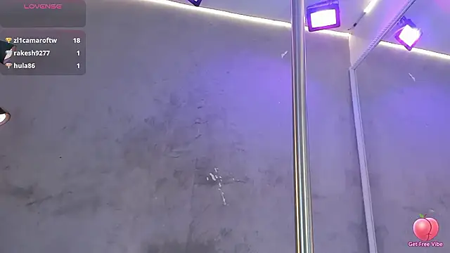 isabella nowa online show from March 18, 3:35 pm