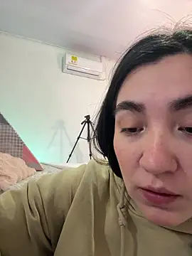 KathiaJenner online show from March 6, 11:38 am