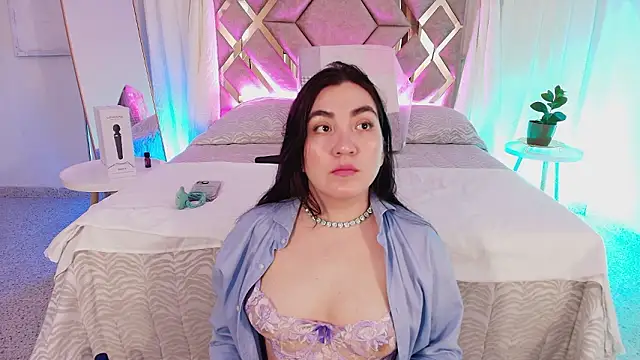 KathiaJenner online show from March 9, 12:09 pm