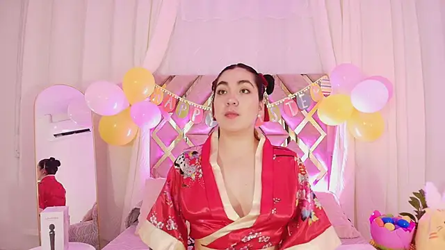 KathiaJenner online show from March 29, 12:07 pm