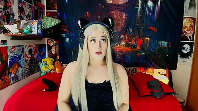 Hakudoll online show from April 10, 7:10 pm