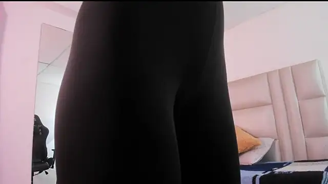 emily  mcqueen online show from April 30, 1:23 am