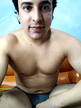 Snapshot of AxelWhitte chatting on February 20, 6:10 pm AxelWhitte online show from February 20, 6:10 pm