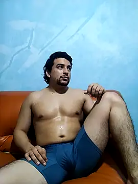 Snapshot of AxelWhitte chatting on February 12, 6:07 pm AxelWhitte online show from February 12, 6:07 pm