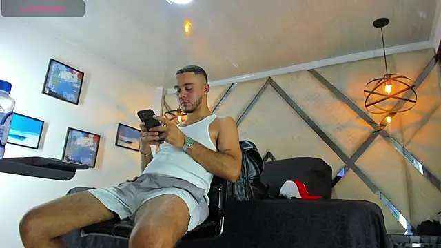 Dusan Grey77 online show from February 3, 4:21 am