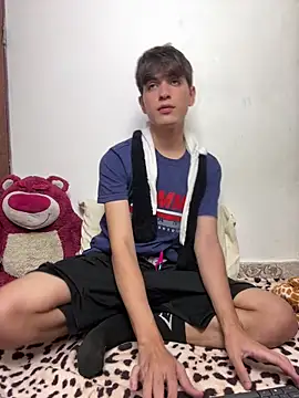 Naim TheKing online show from February 8, 5:27 am