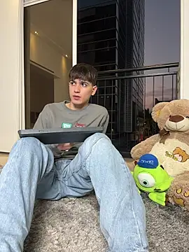 Naim TheKing online show from March 15, 11:23 pm