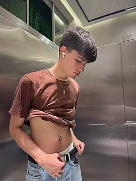 Naim TheKing online show from April 5, 11:55 pm