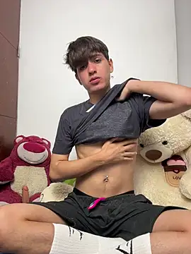 Naim TheKing online show from February 28, 1:38 am