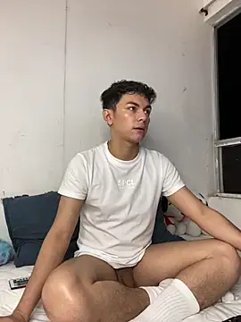 Caydensmit online show from February 28, 5:29 am