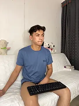 Caydensmit online show from February 19, 7:22 pm