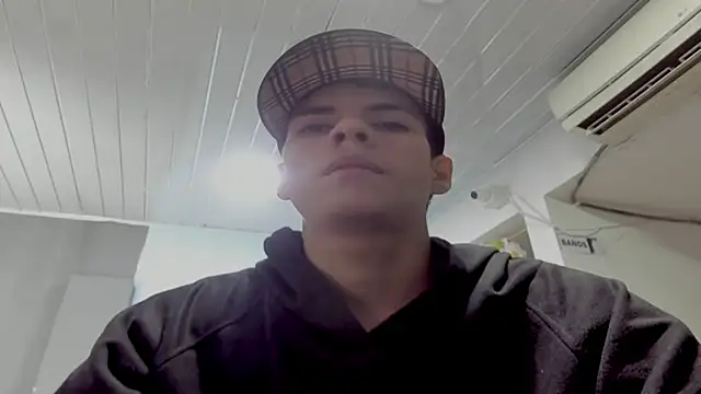 wildsexinmyroom online show from January 17, 7:34 am