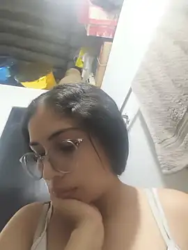 Snapshot of cristal_adams11 chatting on July 6, 5:14 am cristal adams11 online show from July 6, 5:14 am