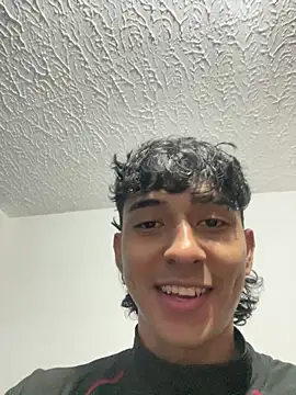 Snapshot of bracth_ chatting on March 2, 12:44 am bracth online show from March 2, 12:44 am