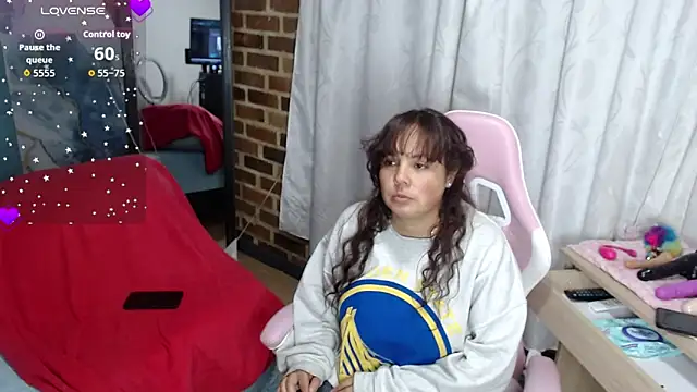 HannaRose- online show from March 24, 2:22 am