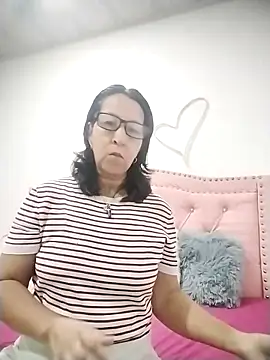 RosseLaure online show from May 15, 1:47 am