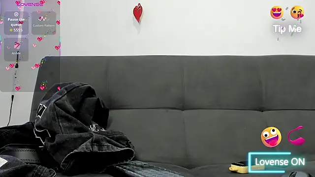 Snapshot of Maxxx_bigcockx chatting on February 25, 4:23 am Maxxx bigcockx online show from February 25, 4:23 am