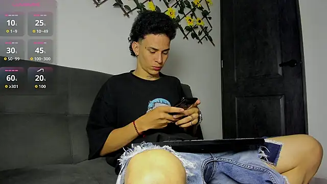 Maxxx bigcockx online show from April 29, 1:32 am