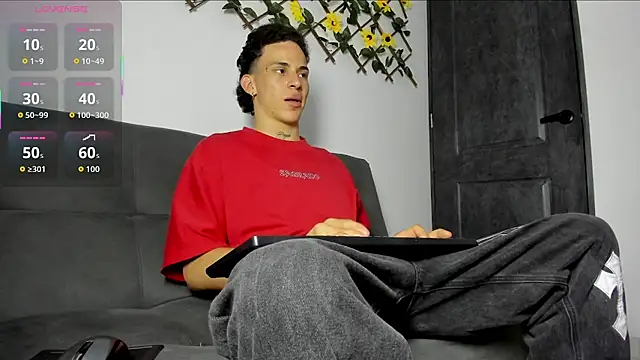 Maxxx bigcockx online show from April 13, 4:05 am