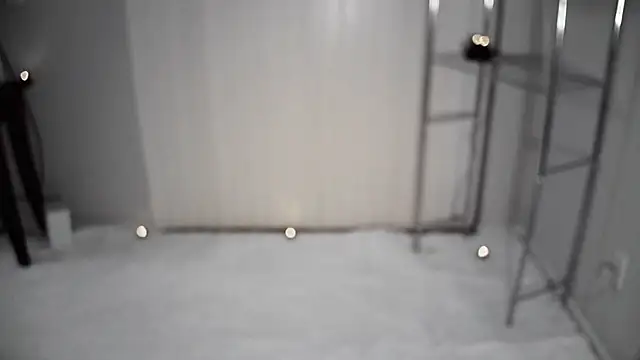 realivorydesire online show from January 17, 4:27 am