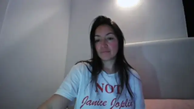 Yulian Milf online show from March 5, 1:30 pm