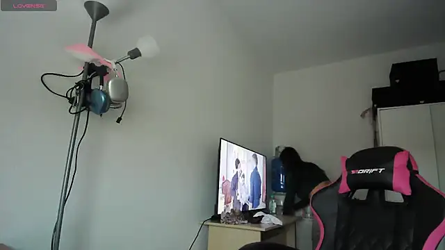 Yulian Milf online show from March 14, 2:45 pm