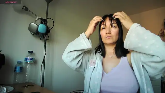 Yulian Milf online show from April 10, 6:53 am