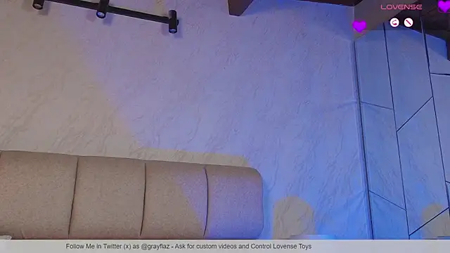 Hannahpretty- online show from March 15, 8:49 pm