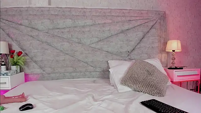 RousSweet- online show from February 28, 9:25 pm