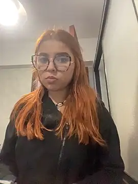 Snapshot of baddieasiantv chatting on February 9, 1:47 am baddieasiantv online show from February 9, 1:47 am