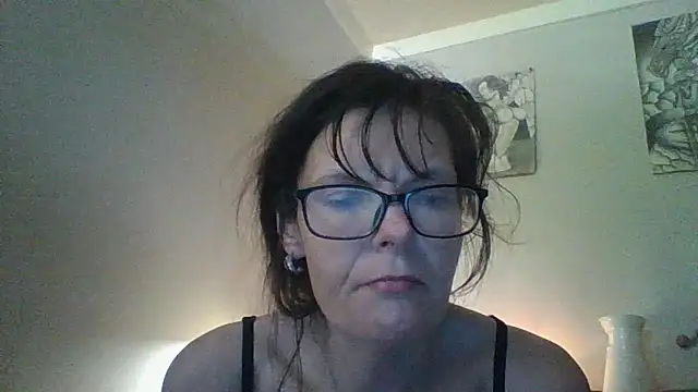 coriplaymate229848 online show from April 28, 10:47 pm