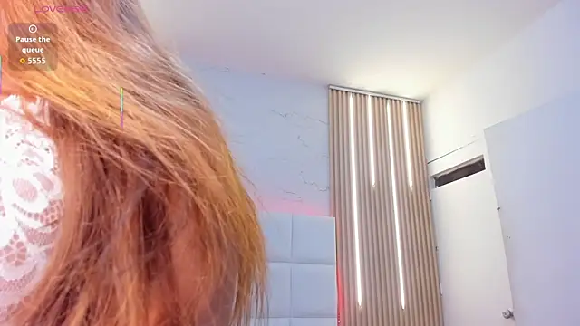 abril snow online show from March 2, 8:16 pm