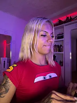 andyy x online show from May 8, 9:18 pm
