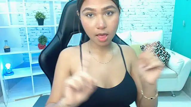 mayli marie online show from March 6, 11:33 pm