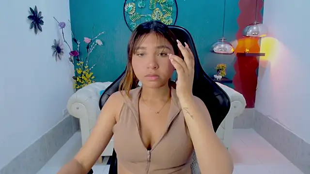 mayli marie online show from April 9, 10:16 pm