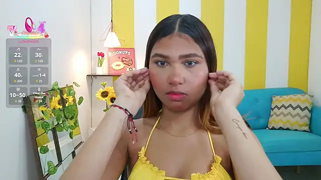 mayli marie online show from March 4, 11:12 pm