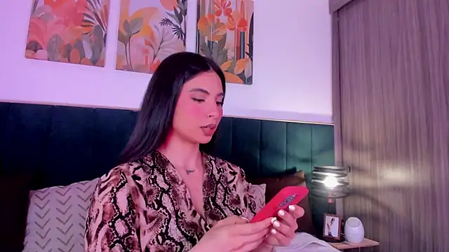 IrinaBlanc online show from April 13, 2:26 am