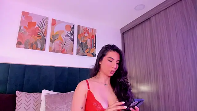 IrinaBlanc online show from February 14, 2:12 am