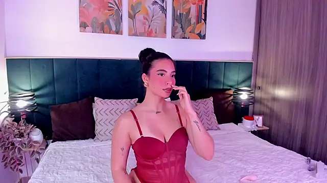 Snapshot of IrinaBlanc chatting on May 17, 2:00 am IrinaBlanc online show from May 17, 2:00 am