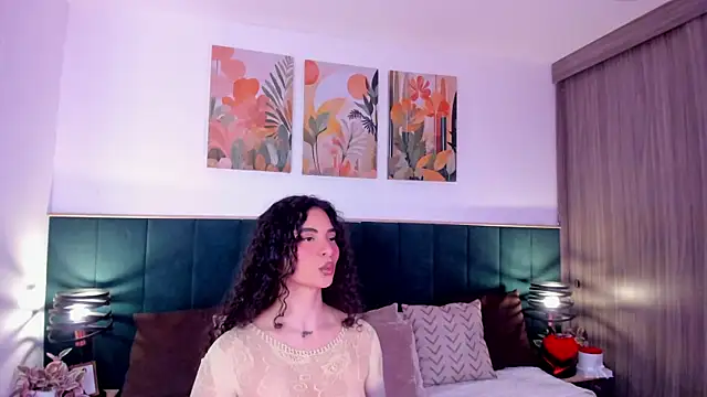 IrinaBlanc online show from June 19, 2:50 am
