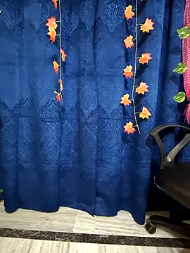 Alisha Babyy online show from April 13, 6:06 am