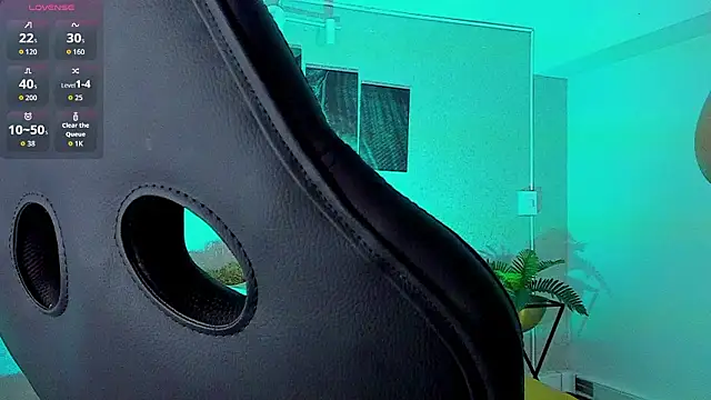 Nils saintt online show from February 25, 4:23 am