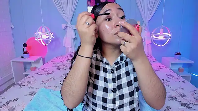 Dany Moon  online show from March 13, 3:44 am