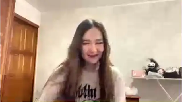 CrunchBerries online show from January 17, 9:35 am