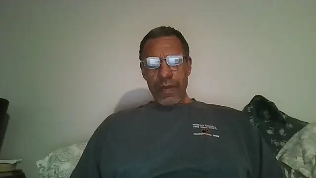 swimmer2496 online show from February 22, 3:42 am