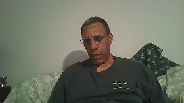 swimmer2496 online show from February 15, 3:51 am